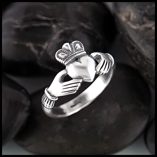Dublin Claddagh Ring – Celtic Crystal Design Jewelry