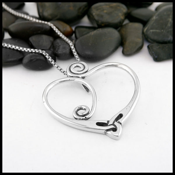 Large Anna's Heart Celtic Pendant